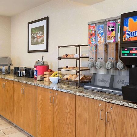 Country Inn & Suites By Radisson, Holland, Mi Exteriér fotografie
