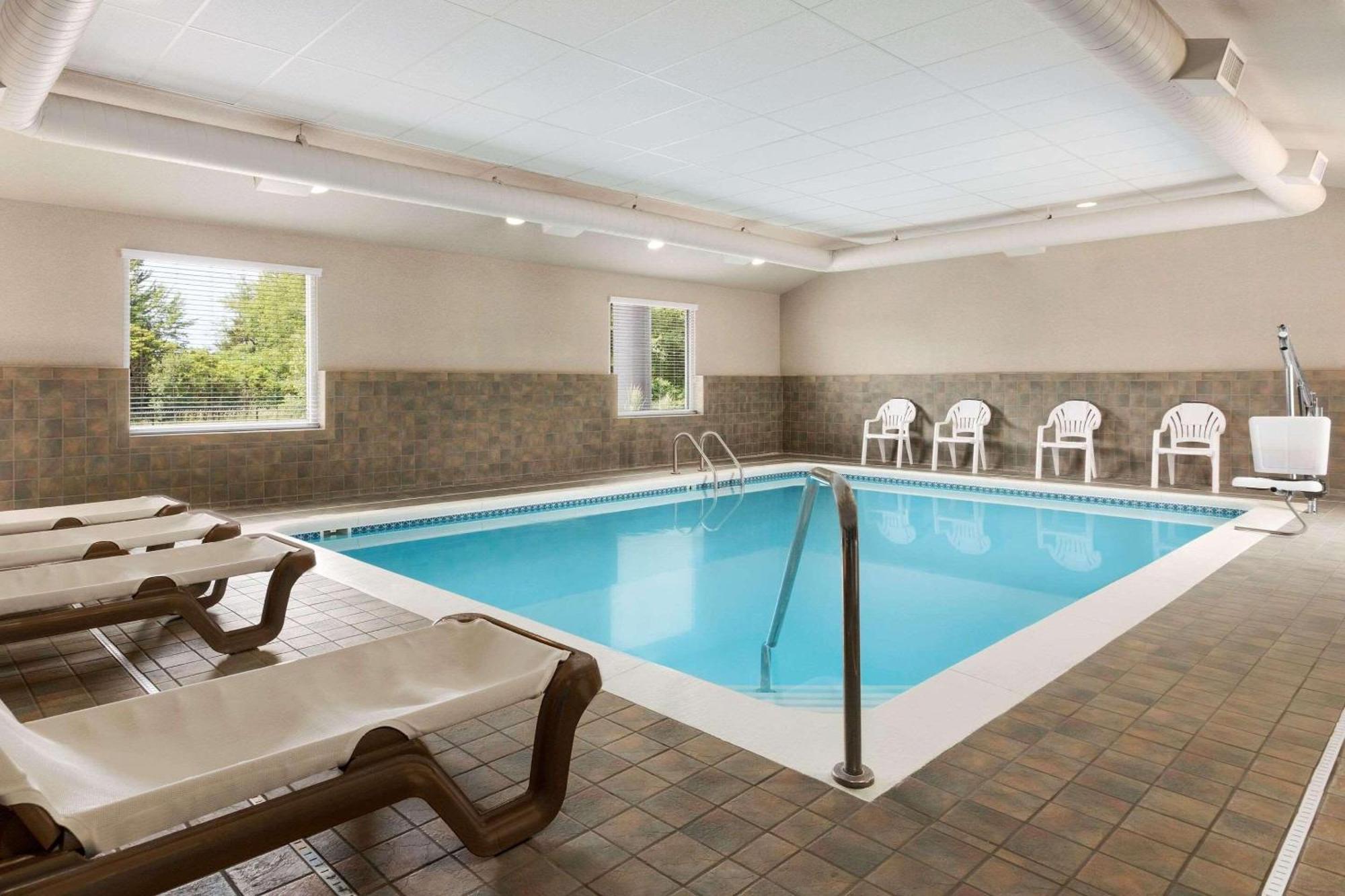 Country Inn & Suites By Radisson, Holland, Mi Exteriér fotografie